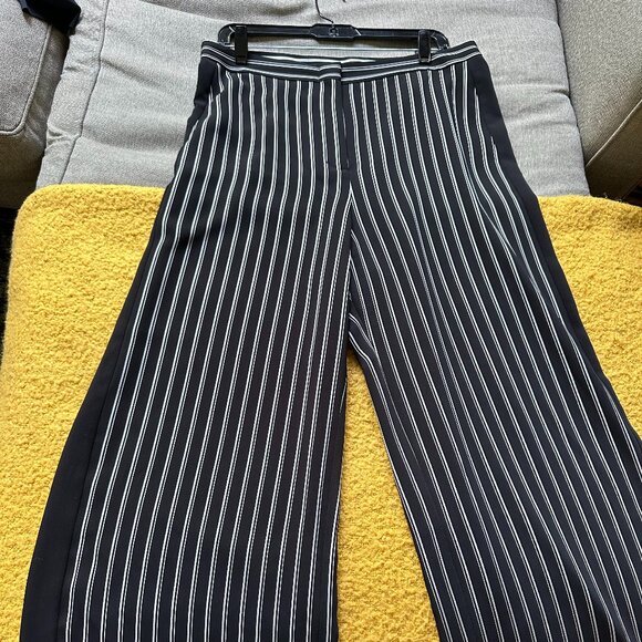 BCBGMAXAZRIA High Rise Wide Leg Pants Stripe Black - Size L - Picture 1 of 8